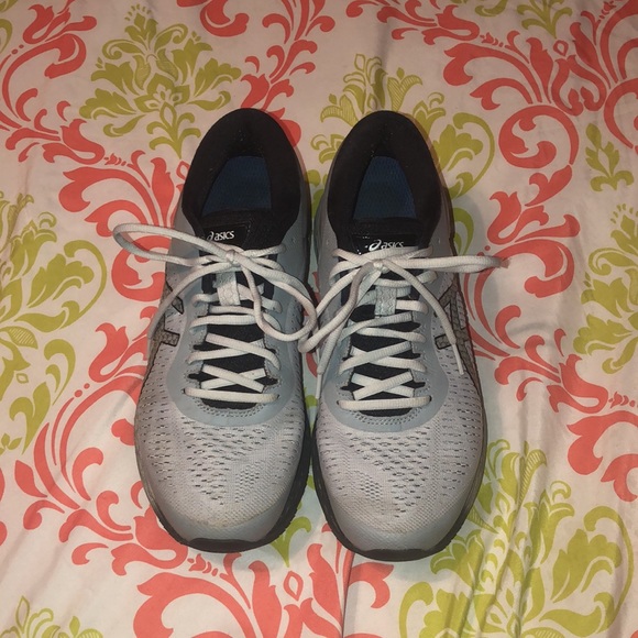 Asics - Picture 2 of 5